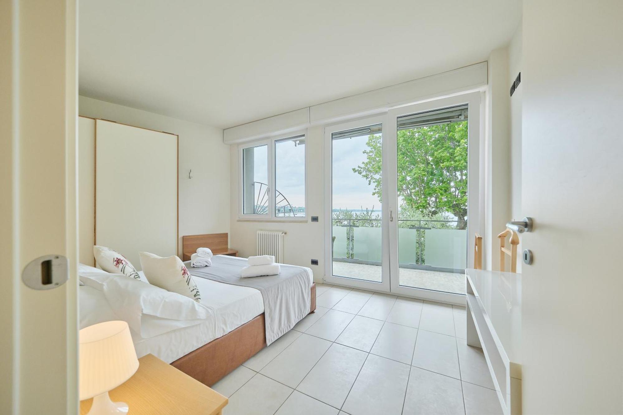 Front Lake Apartment 巴多利诺 外观 照片